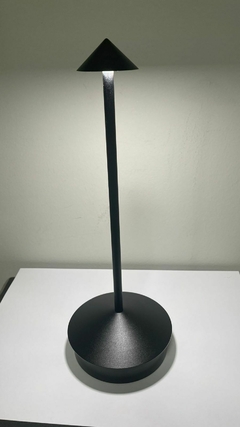 Abajur Luminária de Mesa Design Moderno Cone - comprar online