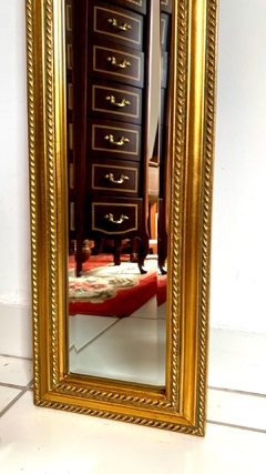 Espelho de Parede Decorativo Estreito Classico Ouro Envelhecido na internet