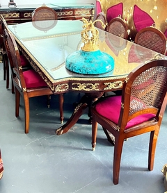 Mesa De Jantar Ornamentos Bronze Sob Madeira Alto Padrão