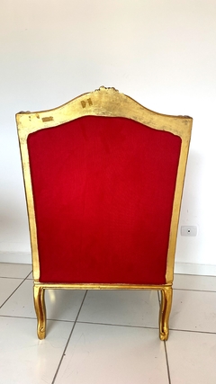 Poltrona Luiz Xv Folha Ouro Tecido Vermelho Capitone Luxo - LUXdécor
