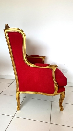 Poltrona Luiz Xv Folha Ouro Tecido Vermelho Capitone Luxo - loja online