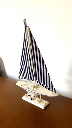 Barquinho Decorativo Infantil Listrado Azul E Branco - comprar online