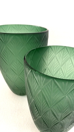Imagem do Par De Vasos Cristal Verde Texturizado Folhagens Fino Acabam
