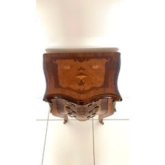 Par Mesa de Cabeceira Madeira Maciça Com Marquiterrie e Apliques de Bronze 3 Gavetas