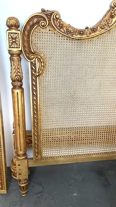 Cama Classico Europeu Madeira Folha Ouro Palhinha Luxo - comprar online
