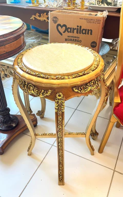 Mesa De Canto Luiz Xv Folha Ouro Entalhes Florais Luxuoso na internet