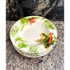 Par de Pratos Porcelana Decorativos Nobre Papagaio e Folhas Belissimos na internet