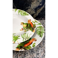 Imagem do Par de Pratos Porcelana Decorativos Nobre Papagaio e Folhas Belissimos