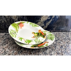 Par de Pratos Porcelana Decorativos Nobre Papagaio e Folhas Belissimos - comprar online