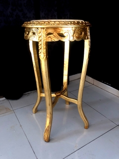 Mesa De Canto Folha Ouro Finos Entalhes Redonda C Marmore - LUXdécor