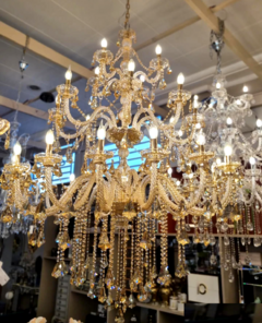 Lustre Clássico Imponente Cristais 28 Braços Rico Pingentes