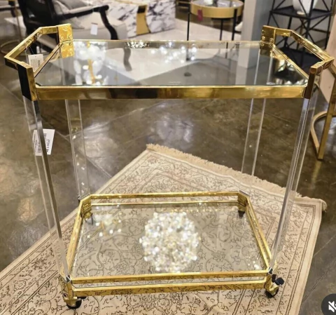 Carrinho Bar Retangular em Acrilico e Metal Dourado