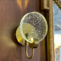 Arandela Decorativa Moderna Disco em Cristal Refletivo Base Metal Dourado