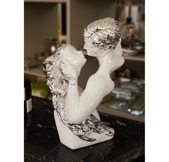 Busto Decorativo Homem Mulher Se Beijando