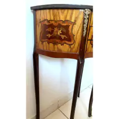 Mesa Cabeceira Meia Lua Madeira Francesa Classico Luxo - LUXdécor