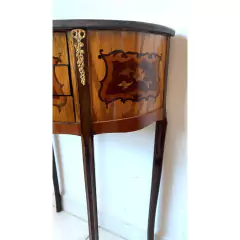 Mesa Cabeceira Meia Lua Madeira Francesa Classico Luxo - loja online