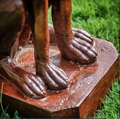 Escultura Cachorro Galgo Ferro Fundido Fino Acabamento - comprar online