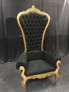Poltrona Evento Trono Rainha Encosto Alto BBB Classica Finos Entalhes Luxuoso na internet