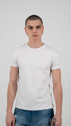 BASIC SLIM TEE