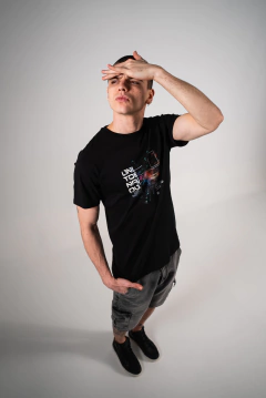 THE COSMOS REG TEE - 01049-242 - Narrow Jeans | Tienda Online Oficial