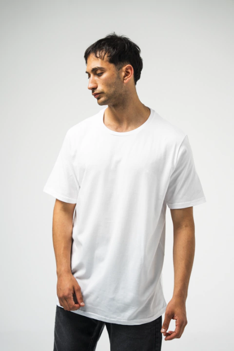 CLASSIC TEE - 01000-000 - comprar online