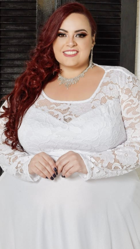 Vestido Plus Size Flora Branco De Manga Longa