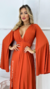 Vestido Longo Antonella Terracota Manga Capa - comprar online
