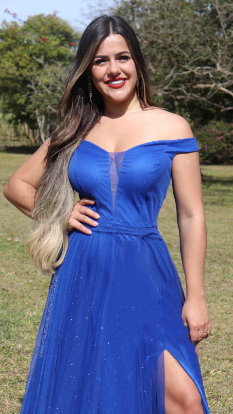 Vestido Longo Azul Royal Ombro A Ombro Com Fenda Isabelly