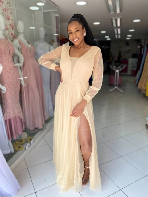 Vestido Longo Dourado Manga Longa Carol