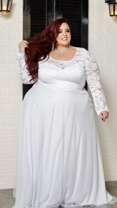 Vestido Plus Size Flora Branco De Manga Longa