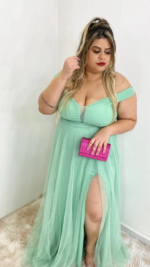 Vestido Longo Tiffany Ombro A Ombro Isabelly Plus Size