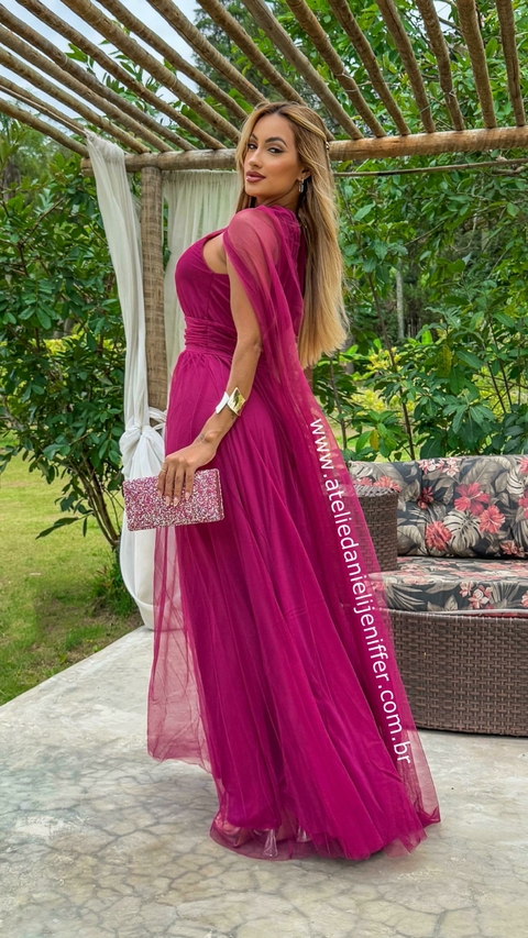 Vestido Lolla Longo Fúcsia Com Mangas Em Tule - comprar online