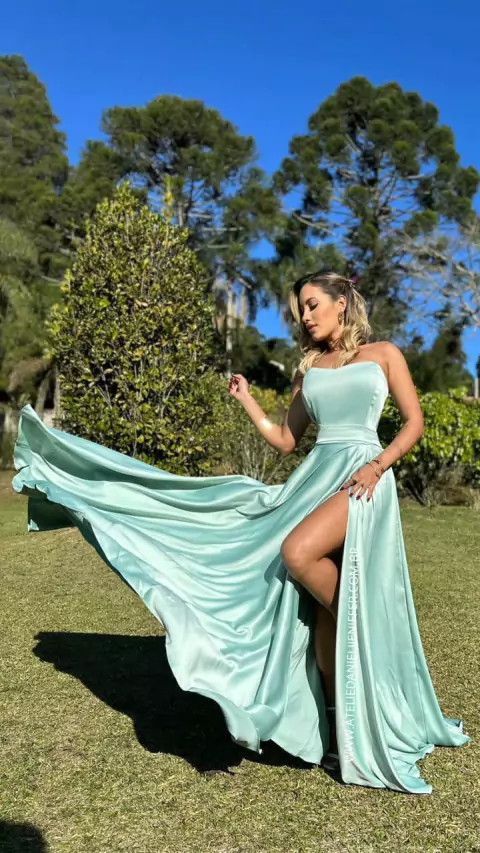 Vestido Longo Verde Fran Tomara Que Caia Com Fenda Enorme