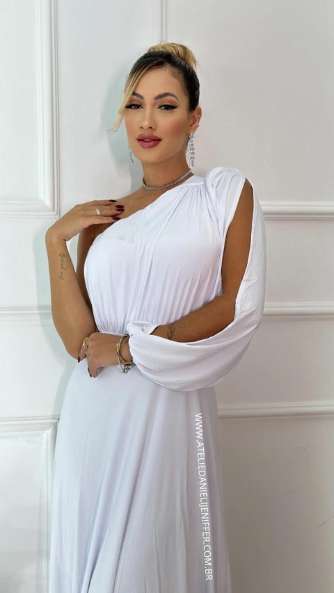 Vestido Longo Beatriz Branco Manga Nula Com Abertura Lateral