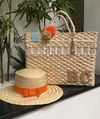 kit bolsa + chapéu palha natural off e laranja