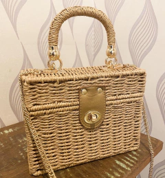 Bolsa FLASH COM FORRO E ALÇA LONGA REMOVÍVEL na internet