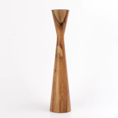 Castiçal de Madeira Muiracatiara - Nonato Montefusco - comprar online