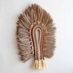 Cocar Capim Rabo de Burro - Zarife Linhares - Manawa  Design - Loja de Arte Brasileira