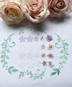 Kit com 850 apliques de flores e folhagem na internet