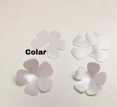 Aplique de flores para montar na internet