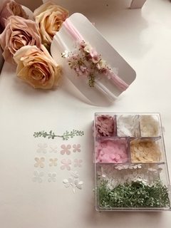 kit 1.000 apliques em petalas de camélia - Drimia