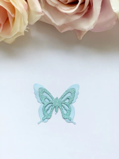 Aplique de borboleta vazada em lurex e cetim