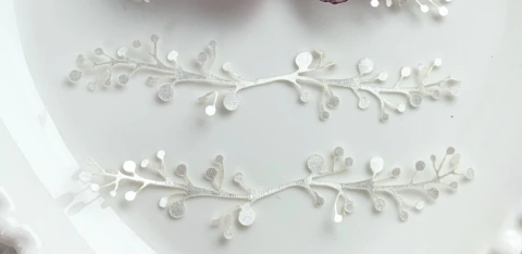 Folhagem pistilo em cetim 9cm