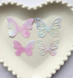 Aplique de borboleta vazada 2,5 e 3 cm - Tie dye