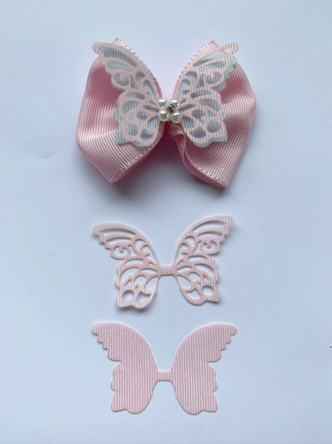 Borboleta vazada para laço em Gorgurão