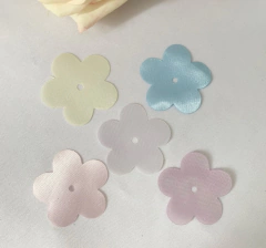 kit flores em cetim e voil 4cm na internet