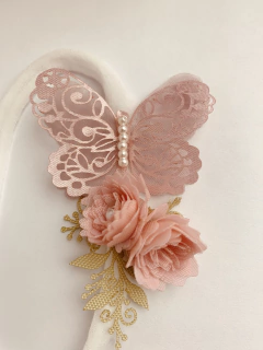 Aplique de borboleta vazada em cetim rendada modelo 6 - comprar online