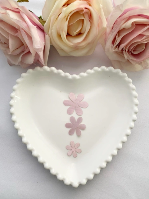 Aplique de flores em Cetim - Modelo 7 - 3 tamanhos (1,5cm,2cm e 2,5cm)