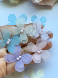 Kit com 500 apliques de borboletas voil e cetim - 2,5 e 3cm na internet