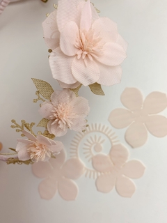 FLORES EM VOIL PARA MONTAR com espiral - comprar online